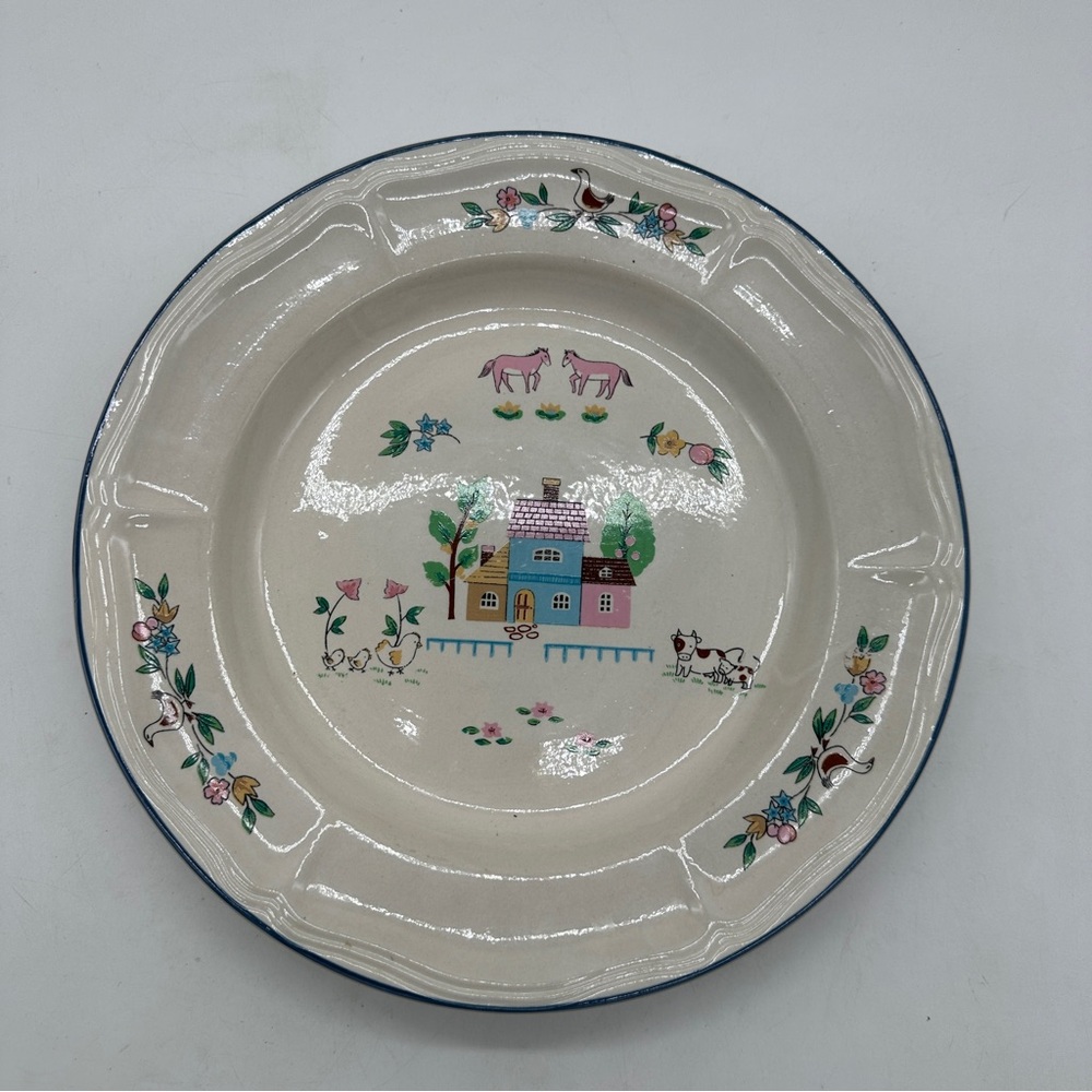 EUC Finest Ceramics FCR1 Dinner Plate Farm House Animals 10 3/4"